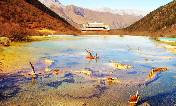 Autumn scenery in Huanglong National Park