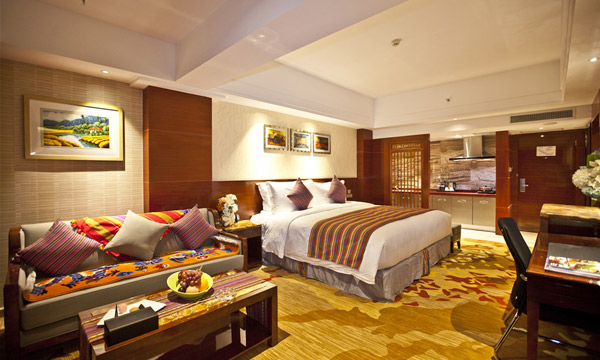 Deluxe king room
