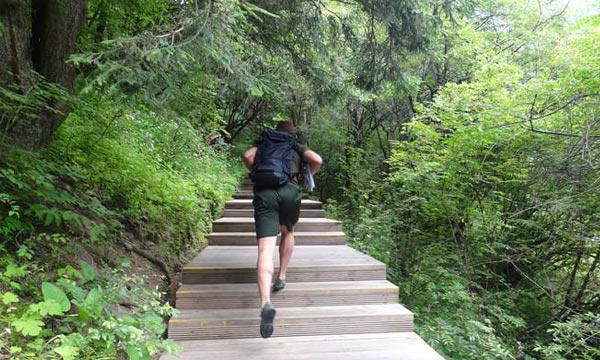 Jiuzhaigou Hiking
