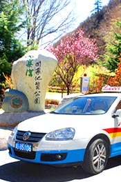 How to Get Around in Jiuzhaigou