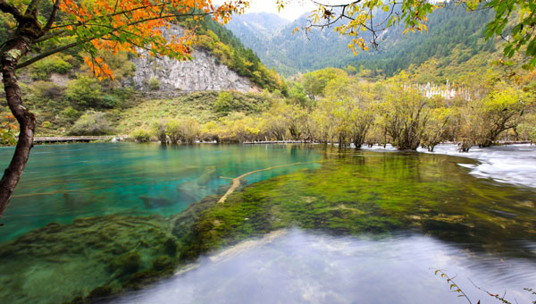 Jiuzhaigou Valley in Spring