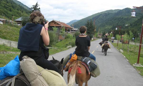 Horse riding in Songpan Tea Horse Road