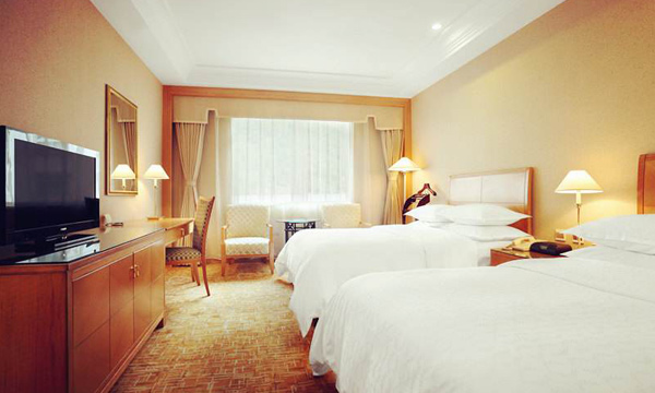Superior room in Sheraton Jiuzhaigou Hotel