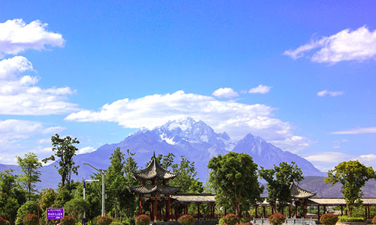 Jade Dragon Snow Mountain