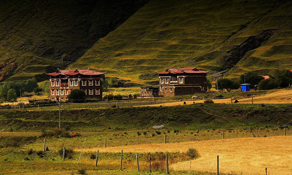 The beautiful view of Kangding