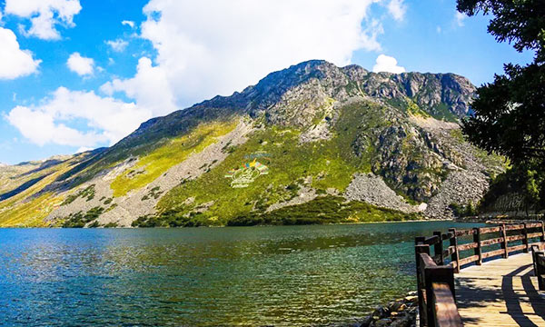Mugecuo Lake