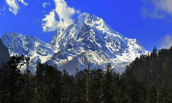 Weather and Climate in Mount Gongga