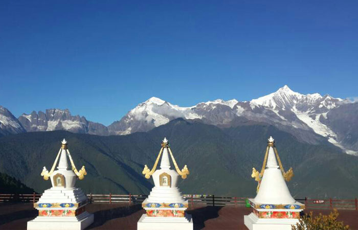 Shangri-la and Meili Snow Mountain