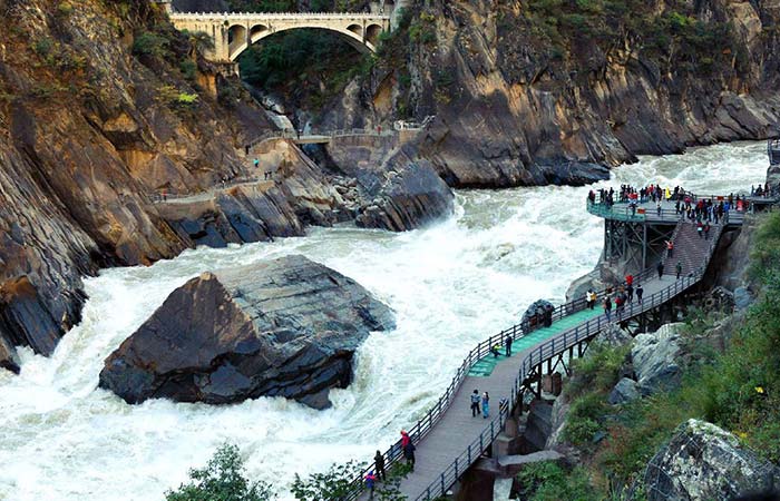 Yunnan Tiget Leaing Gorge