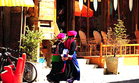 Tibetan People in Shangri-La