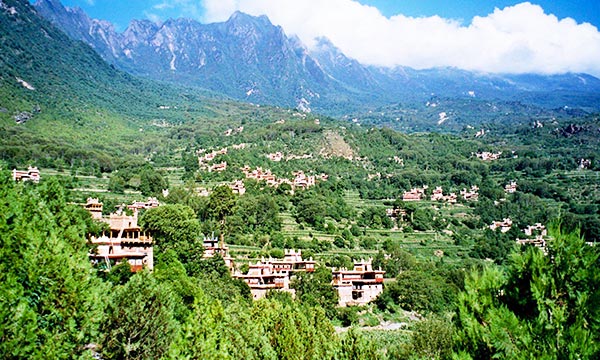Jiaju Tibetan Village - The Most Beautiful Ancient Village in China