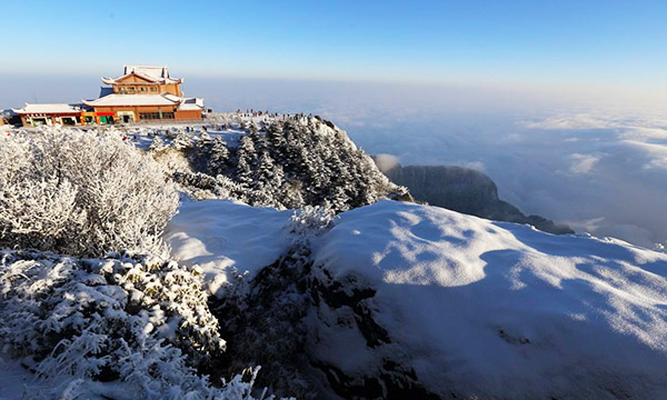 Mount Emei is a relatively easy trek.