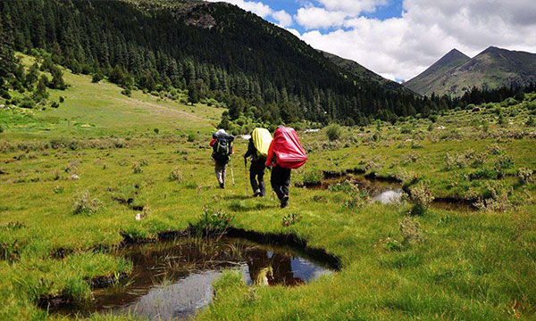 Mount Genie is famous as the thirteenth goddess among the 24 holy mountains.