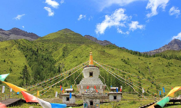 Rare beauty and spectacular scenery in Sichuan.