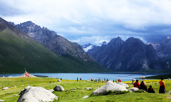 Nianbaoyuze Mountain Scenic