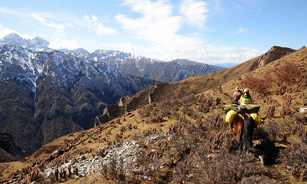 Horseback Riding in Qizanggou