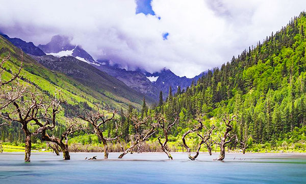 Siguniangshan Scenic Area