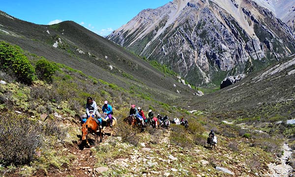 The beauty of the stunning landscape surrounding Qizanggou Valley.