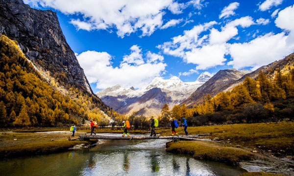 Campsites in Haizi Valley