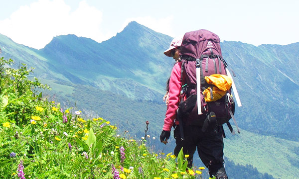 Climb from Haizi Valley to Erfeng Summit