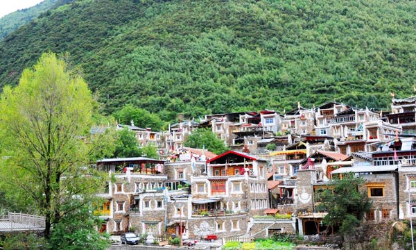 Jiarong Tibetan Houses