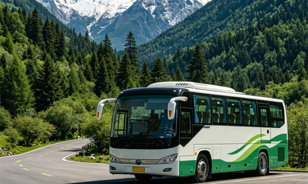 Taking a bus to Siguniangshan Mountain in Sichuan, China