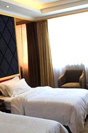 Yala Snow Mountain Accommodation