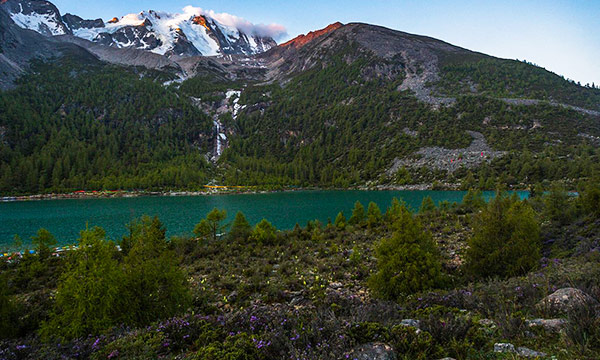 Yalayoucuo Lake