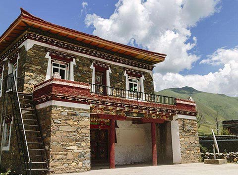 Ganzi Residence House